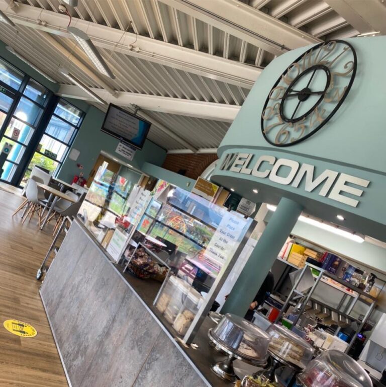 279585491 104189622294074 1640994552804510278 n 768x769